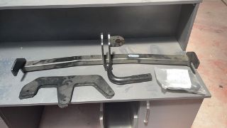 ÇEKİ DEMİRİ ARKA KOMPLE DACİA SANDERO resmi