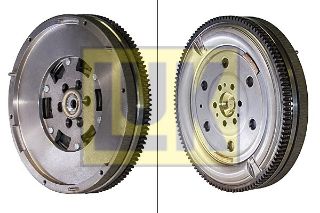 VOLANT CRAFTER 2,0TDI 163PS CKUB CSNA 12> resmi
