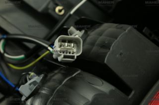 STOP LAMBASI HİLUX 16-19 REVO DUYSUZ SAĞ resmi