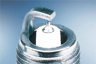 BUJİ IFR6D10 MERCEDES A200-B200-C180-C200-C32-C55-C230-CLK 200-CLK 230-E200-SLK 200-SLK 230 resmi