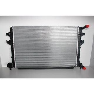 RADYATÖR BRAZİNG GOLF VII-A3-LEON-OCTAVIA 1.2-1.4-1.6 12 620X418X16 resmi