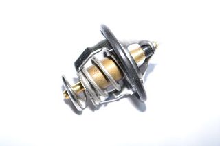 TERMOSTAT HİLUX 16-20 REVO 2.4 resmi