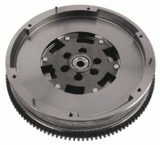 VOLANT CRAFTER 2,0 TDI 12> (CKTB CKTC CKUC CSLB) / (136 PS) resmi