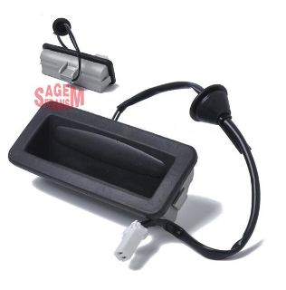 BAGAJ KAPAK AÇMA BUTONU FOCUS II 03>11 FOCUS II C MAX 04>11 FİESTA 08 /> KUGA 08>12 MONDEO 07>14 S M resmi