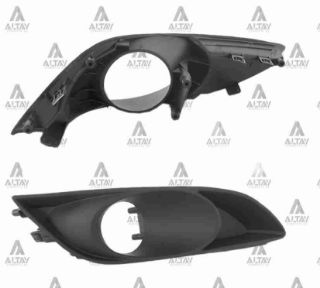 SİS LAMBA KAPAĞI AURIS 10-12 SİSSİZ SAĞ resmi