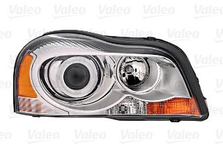 FAR SAĞ VOLVO XC90 XEN DBL resmi