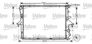 X RADYATÖR TOUAREG-Q7-CAYENNE AC KLİMASIZ MEK OTOM 710X551X40 resmi