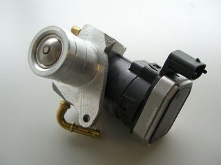 EGR VALFİ ASTRA G 99-05 -VECTRA C 02 ZAFİRA A- 00-05 2.0-2.2DTI resmi